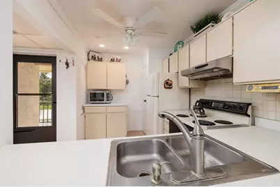 12300 Vonn Road #9205, Largo, FL 33774 - Photo 10