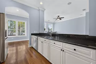 2908 Hansen Manor Ln, Tampa, FL 33611 - Photo 14