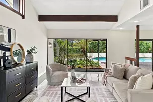 2924 Torrey Pines Ct, Clearwater, FL 33761 - Photo 4