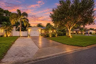 5601 15th Ave N, Saint Petersburg, FL 33710 - Photo 1
