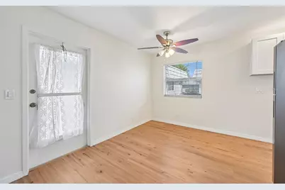 202 Bedford Trail #109, Sun City Center, FL 33573 - Photo 8