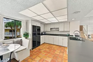 535 Haven Point Dr, Treasure Island, FL 33706 - Photo 20