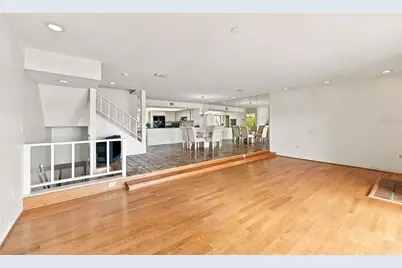 535 Haven Point Drive, Treasure Island, FL 33706 - Photo 14