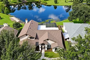 806 Sandringham Ln, Lutz, FL 33549 - Photo 4