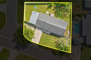 6321 Florida Cir W, Apollo Beach, FL 33572 - Photo 8