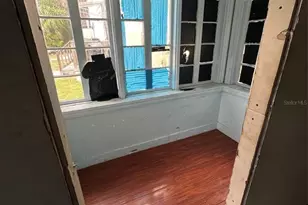 821 Paris Ave S, Saint Petersburg, FL 33701 - Photo 10
