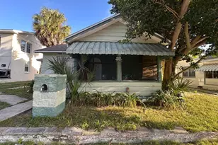 821 Paris Ave S, Saint Petersburg, FL 33701 - Photo 1