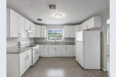 3301 W Louisiana Avenue, Tampa, FL 33614 - Photo 6