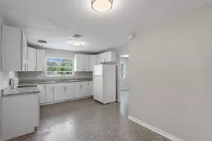 3301 W Louisiana Ave, Tampa, FL 33614 - Photo 8