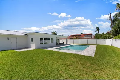 113 17th Street, Belleair Beach, FL 33786 - Photo 24