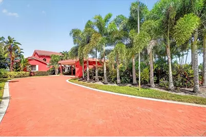 2278 Kings Point Drive, Largo, FL 33774 - Photo 44