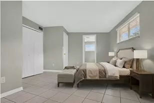 10840 50th Ave N, Saint Petersburg, FL 33708 - Photo 18
