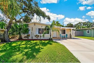 10840 50th Avenue N, Saint Petersburg, FL 33708 - Photo 1
