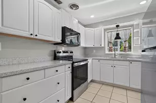 10840 50th Ave N, Saint Petersburg, FL 33708 - Photo 12