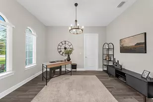 1118 Lake Hanna Dr, Lutz, FL 33549 - Photo 12