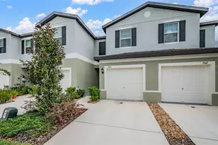 2166 Great Sapphire Ln, Lutz, FL 33558 - Photo 2