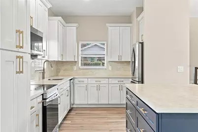 1002 E Osborne Avenue, Tampa, FL 33603 - Photo 8