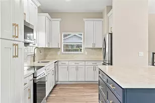 1002 E Osborne Ave, Tampa, FL 33603 - Photo 8