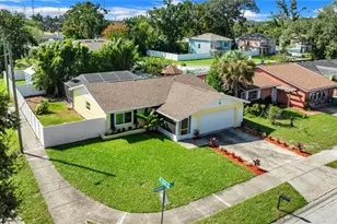 9602 Hidden Oaks Cir, Tampa, FL 33612 - Photo 1