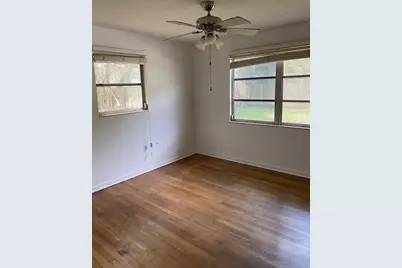 211 4th Place SW, Largo, FL 33770 - Photo 14