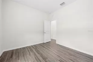 8952 Mississippi Run, Weeki Wachee, FL 34613 - Photo 34