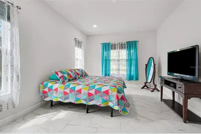 18117 Parakeet Road, Weeki Wachee, FL 34614 - Photo 18