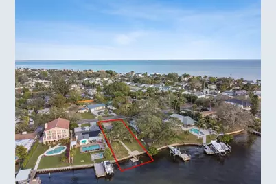 3618 Shore Acres Boulevard NE, Saint Petersburg, FL 33703 - Photo 12