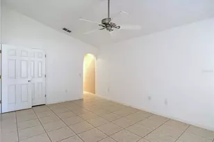 12730 Kings Lake Dr, Gibsonton, FL 33534 - Photo 20