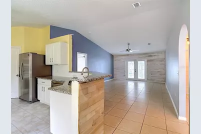 12730 Kings Lake Drive, Gibsonton, FL 33534 - Photo 6