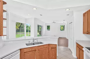 4616 62nd Ave E, Bradenton, FL 34203 - Photo 14