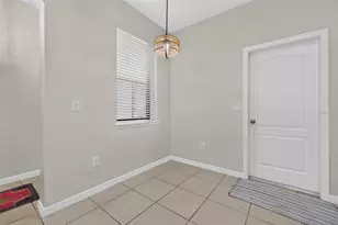5155 Bay Isle Cir, Clearwater, FL 33760 - Photo 8