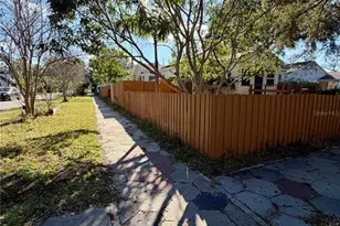 1901 3rd St S, Saint Petersburg, FL 33705 - Photo 6