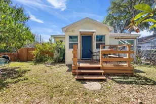 1901 3rd St S, Saint Petersburg, FL 33705 - Photo 8