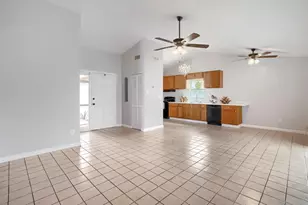 208 Flamingo Dr, Apollo Beach, FL 33572 - Photo 6