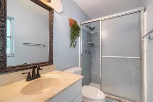 208 Flamingo Dr, Apollo Beach, FL 33572 - Photo 12