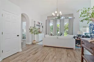 3134 Bent Creek Dr, Valrico, FL 33596 - Photo 6