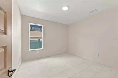 3203 W Wyoming Avenue, Tampa, FL 33611 - Photo 24