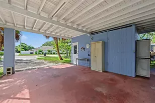 4139 1st St NE, Saint Petersburg, FL 33703 - Photo 20