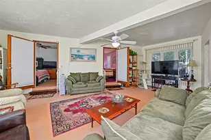 4139 1st St NE, Saint Petersburg, FL 33703 - Photo 4