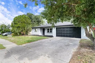 8525 Briar Patch Dr, Port Richey, FL 34668 - Photo 2