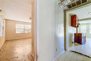 331 Marie St, Palm Harbor, FL 34683 - Photo 14