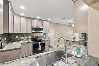 3659 100th Terrace N #4, Pinellas Park, FL 33782 - Photo 8