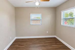 4280 70th Ave N, Pinellas Park, FL 33781 - Photo 16