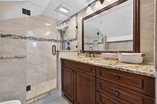 735 17th St N, Saint Petersburg, FL 33713 - Photo 20