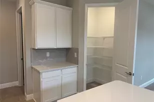 3704 Nandina Cir, Sun City Center, FL 33573 - Photo 6