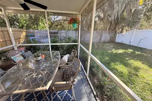 5825 Meadowpark Pl, Lithia, FL 33547 - Photo 10