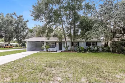 7602 Pine Hill Drive, Tampa, FL 33617 - Photo 2