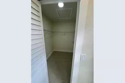 10276 Elgin Boulevard, Spring Hill, FL 34608 - Photo 16