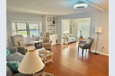2000 E Bay Drive #102, Largo, FL 33771 - Photo 4