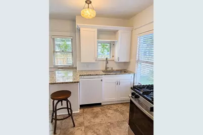 950 10th Street N, Saint Petersburg, FL 33705 - Photo 14